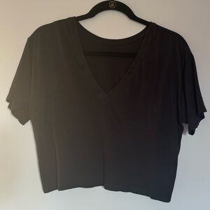 Vetta Reversible Crop Tee